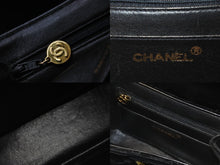 Load image into Gallery viewer, CHANEL シャネル マトラッセハンドバッグ 3番台 ココマーク ベロア ターンロック ブラック ゴールド金具 美品 中古 58390