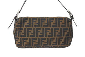 FENDI フェンディ ハンドバッグ アクセサリー ポーチ ズ柄ッカ マンマバケット ブラウン シルバー 美品 中古 58392 