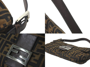 FENDI フェンディ ハンドバッグ アクセサリー ポーチ ズ柄ッカ マンマバケット ブラウン シルバー 美品 中古 58392 