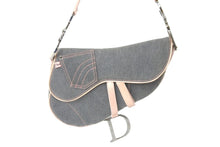 Load image into Gallery viewer, Christian Dior クリスチャンディオール サドルバッグ デニム パテント グレー ピンク シルバー金具 D金具 美品 中古 58393