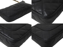 Load image into Gallery viewer, 極美品 CHANEL シャネル 月見型 ワンショルダーバッグ ポーチ キャビアスキン 9番台 ブラック 中古 58429