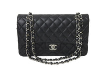 Load image into Gallery viewer, 極美品 CHANEL マトラッセWフラップチェーンショルダー 19番台 25cm ショルダーバッグ ブラック×シルバー金具 ラムスキン 中古 58447