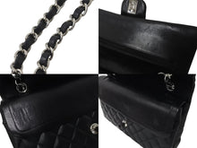 Load image into Gallery viewer, 極美品 CHANEL マトラッセWフラップチェーンショルダー 19番台 25cm ショルダーバッグ ブラック×シルバー金具 ラムスキン 中古 58447