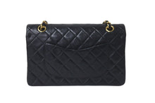 Load image into Gallery viewer, CHANEL シャネル マトラッセ 25 ショルダーバッグ ダブルフラップ 1番台 ラムスキン ブラック ゴールド 美品 中古 58464