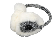 Load image into Gallery viewer, 新品同様 CHANEL シャネル イヤーマフ ココマーク ツイード ホワイト マルチカラー ファー 箱付き 中古 58467