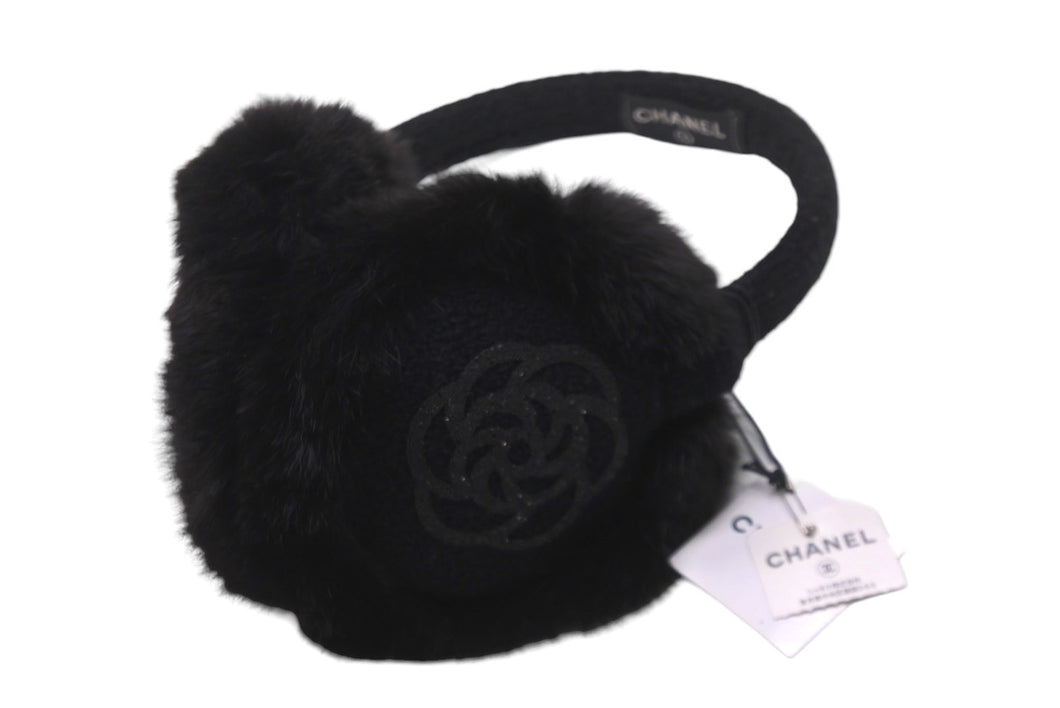 極美品 CHANEL シャネル ココマーク カメリア イヤーマフ A54573 ブラック ロゴ ファー 耳当て 小物 中古 58468