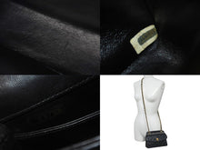 Load image into Gallery viewer, CHANEL シャネル ショルダーバッグ マトラッセ 1番台 ラムスキン 半丸フラップ ブラック ポーチ付き 美品 中古 58476