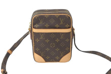 Load image into Gallery viewer, LOUIS VUITTON ルイヴィトン ショルダーバッグ 斜め掛け M45266 モノグラム ダヌーブ ブラウン ゴールド金具 美品 中古 58486