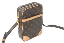 Load image into Gallery viewer, LOUIS VUITTON ルイヴィトン ショルダーバッグ 斜め掛け M45266 モノグラム ダヌーブ ブラウン ゴールド金具 美品 中古 58486