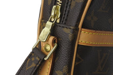Load image into Gallery viewer, LOUIS VUITTON ルイヴィトン ショルダーバッグ 斜め掛け M45266 モノグラム ダヌーブ ブラウン ゴールド金具 美品 中古 58486