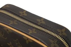 LOUIS VUITTON ルイヴィトン ショルダーバッグ 斜め掛け M45266 モノグラム ダヌーブ ブラウン ゴールド金具 美品 中古 58486