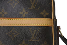 Load image into Gallery viewer, LOUIS VUITTON ルイヴィトン ショルダーバッグ 斜め掛け M45266 モノグラム ダヌーブ ブラウン ゴールド金具 美品 中古 58486