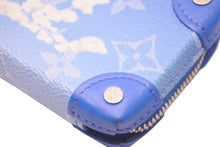 Load image into Gallery viewer, LOUIS VUITTON ルイヴィトン M45440 ソフトトランク ネックレス ウォレット モノグラムクラウズ ヴァージル ブルー 美品 中古 58492