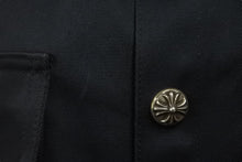 Load image into Gallery viewer, 極美品 CHROME HEARTS クロムハーツ ジャケット ワークドッグ クロスパッチ デニムシャツ シルバー金具 サイズM 中古 58497