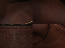 Load image into Gallery viewer, LOUIS VUITTON ルイヴィトン ハンドバッグ パピヨン26 モノグラムキャンバス M51386 ゴールド金具 美品 中古 58524