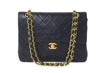 Load image into Gallery viewer, CHANEL シャネル ショルダーバッグ マトラッセ ダブルフラップ チェーンショルダー ココマーク 1番台 ゴールド金具 美品 中古 58527
