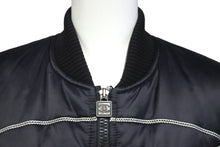Load image into Gallery viewer, CHANEL シャネル ナイロンジャケット スポーツライン P29238V19623 06A ネイビー グレー ブラック金具 サイズ38 美品 中古 58533
