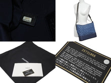 Load image into Gallery viewer, 極美品 CHANEL シャネル ショルダーバッグ ガブリエル ドゥ 25番台 デニム ココマーク シルバー ゴールド金具 美品 中古 58538