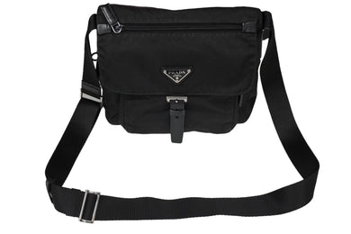 PRADA プラダ クロスショルダーバッグ BT8994 三角ロゴプレート ナイロン ブラック シルバー金具 良品 中古 58552