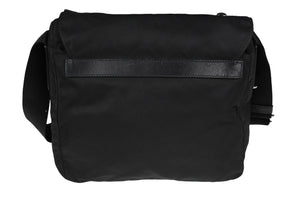 PRADA プラダ クロスショルダーバッグ BT8994 三角ロゴプレート ナイロン ブラック シルバー金具 良品 中古 58552