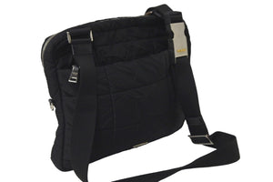 PRADA プラダショルダーバッグ VA0720 キルティング シワ加工 ナイロン ブラック シルバー金具 美品 中古 58570 