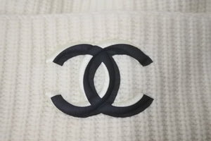 CHANEL シャネル ニットキャップ 帽子 ココマーク 刺繍 リバーシブル コットン ウール アイボリー ブラック 美品 中古 58583