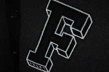 Load image into Gallery viewer, 極美品 LOUIS VUITTON × Fragment ルイヴィトン×フラグメント ウールカーディガン グレー ブラック サイズXL 中古 58591