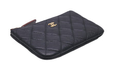 Load image into Gallery viewer, CHANEL シャネル ポーチ コインケース カードケース マトラッセ キャビアスキン 30番台 ゴールド金具 美品 中古 58608