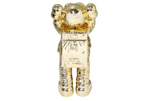 Load image into Gallery viewer, 極美品 KAWS カウズ フィギュア Holiday Space ホリデー スペース GOLD ゴールド 中古 58630