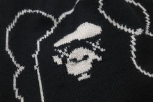 Load image into Gallery viewer, A BATHING APE × Kaws アベイシングエイプ×カウズ ニットキャップ ブラック ホワイト フリーサイズ 美品 中古 58642