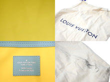 Load image into Gallery viewer, 極美品 LOUIS VUITTON ルイヴィトン M21869 キーポルバンドリエール50 モノグラムプレイグラウンド イエロー 中古 58662