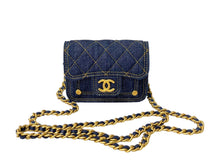Load image into Gallery viewer, 新品未使用 新作 CHANEL シャネル ミニチェーンショルダーバッグ ココマーク AP3349 デニム ラメ ネイビー ゴールド金具 58666