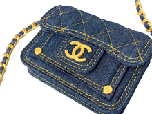 Load image into Gallery viewer, 新品未使用 新作 CHANEL シャネル ミニチェーンショルダーバッグ ココマーク AP3349 デニム ラメ ネイビー ゴールド金具 58666
