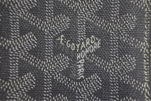Load image into Gallery viewer, GOYARD ゴヤール 二つ折り財布 ウォレット ヘリンボーン グレー ゴヤールディンキャンバス 美品 中古 58675