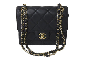 CHANEL シャネル ショルダーバッグ マトラッセチェーンショルダー20 黒 31番台 ゴールド金具 ラムスキン 美品 中古 58678
