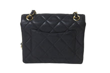 Load image into Gallery viewer, CHANEL シャネル ショルダーバッグ マトラッセチェーンショルダー20 黒 31番台 ゴールド金具 ラムスキン 美品 中古 58678