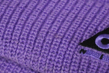 Load image into Gallery viewer, NIKE ACG ナイキ エーシージー ニットキャップ アウトドアライン ロゴ刺繍 アクリル ウール パープル ブラック 良品 中古 58707