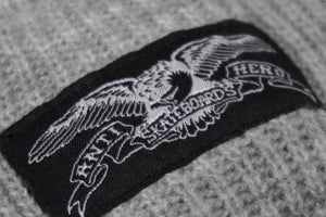 ANTIHERO アンタイヒーロー ニットキャップ 帽子 スケートボードブランド ビーニー アクリル グレー フリーサイズ 美品 中古 58708