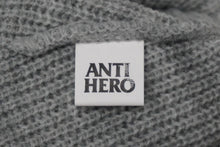 Load image into Gallery viewer, ANTIHERO アンタイヒーロー ニットキャップ 帽子 スケートボードブランド ビーニー アクリル グレー フリーサイズ 美品 中古 58708