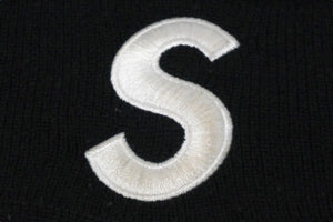 Supreme シュプリーム × New Era ニューエラ コラボ ニットキャップ S刺繍 ロゴ ビーニー アクリル ブラック 17AW 良品 中古 58710