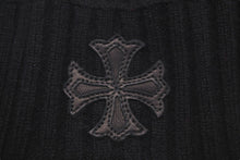Load image into Gallery viewer, 新品未使用 CHROME HEARTS クロムハーツ CH プラス ニットキャップ ブラック クロス レザー パッチ ビーニー カシミヤ 中古 58793