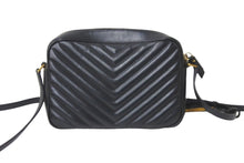 Load image into Gallery viewer, SAINT LAURENT サンローラン ショルダーバッグ ルーカメラバッグ フリンジ YSLロゴ ブラック カーフ 574494 美品 中古 58838