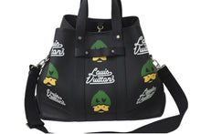 Load image into Gallery viewer, 極美品 LOUIS VUITTON × NIGO ルイヴィトン×ニゴー トートバッグ トロリートート M59373 カーフ ブラック シルバー金具 中古 58857
