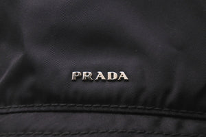 PRADA プラダ ハット 帽子 バケットハット ロゴ ブラック ポリエステル サイズL シルバー金具 美品 中古 58868