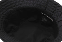 Load image into Gallery viewer, PRADA プラダ ハット 帽子 バケットハット ロゴ ブラック ポリエステル サイズL シルバー金具 美品 中古 58868