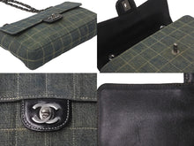 Load image into Gallery viewer, CHANEL シャネル チェーンショルダーバッグ ココマーク チョコバー 6番台 2000年 デニム インディゴ シルバー金具 美品 中古 58875