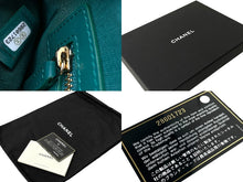 Load image into Gallery viewer, CHANEL シャネル クラッチバッグ 28番台 ココマーク キルティング キャンバス ブルー グリーン ゴールド金具 美品 中古 58900