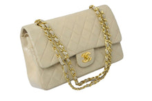 Load image into Gallery viewer, CHANEL シャネル チェーンショルダーバッグ マトラッセ25 ココマーク 3番台 ベージュ ゴールド金具 美品 中古 58915