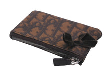 Load image into Gallery viewer, Christian Dior クリスチャンディオール コインケース トロッター柄 ブラウン リボン 02-LU-0075 美品 中古 58959