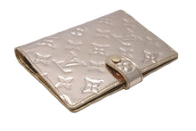 Load image into Gallery viewer, LOUIS VUITTON ルイヴィトン 手帳カバー アジェンダPM R20962 モノグラム ヴェルニ パテントレザー ゴールド 美品 中古 58970